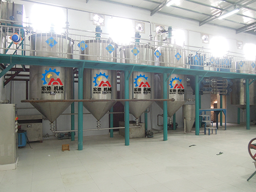 300噸<a href=http://dreamgarden.cn/jinglian/20.html target=_blank class=infotextkey>菜籽油精煉設備</a>