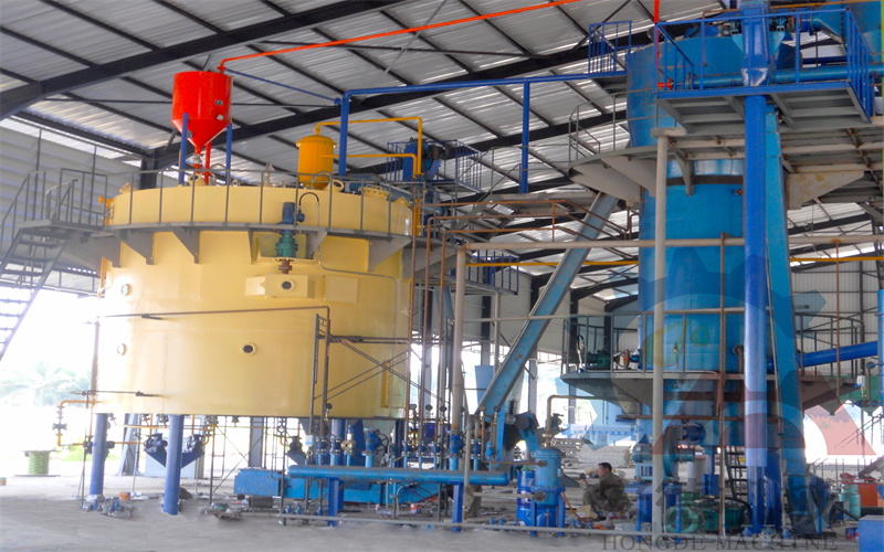 宏德平轉式浸出器安裝現(xiàn)場